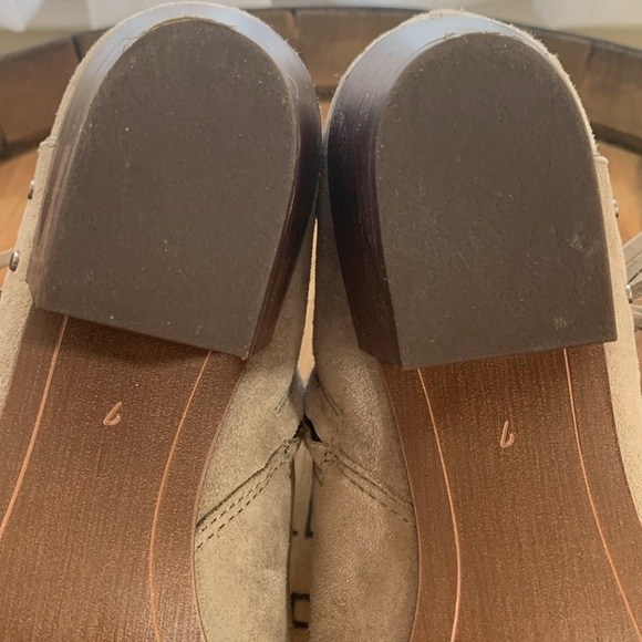 Sam Edelman | Rudie Tan Suede Fringe Tassel Studded Zip Slip On Ankle Boots 7M - Picture 16 of 17